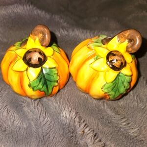 Blue Sky Clay Works Sunflower Pumpkin Salt And Pepper Shakers